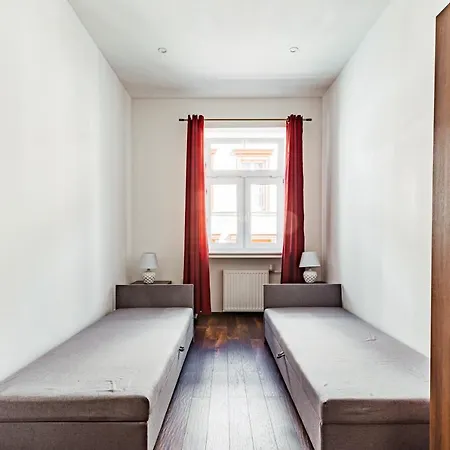 Apartament Przy Wroclawskim Rynku דירה *