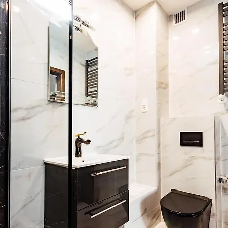 Apartament Przy Wroclawskim Rynku דירה *